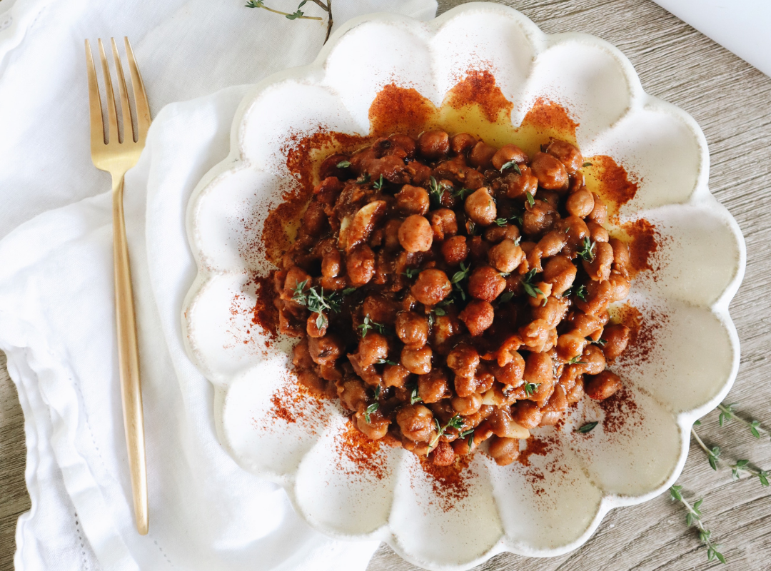 Easy One-Pot Chickpea and Paprkia Stew
